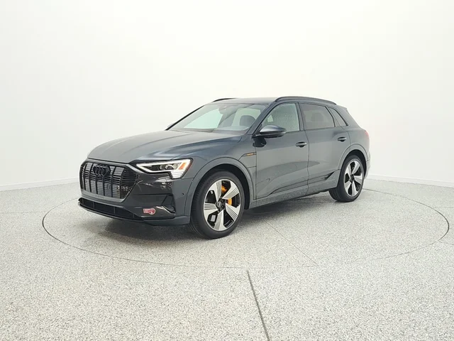 2023 Audi e-tron 95 kWh Premium Plus quattro's photo