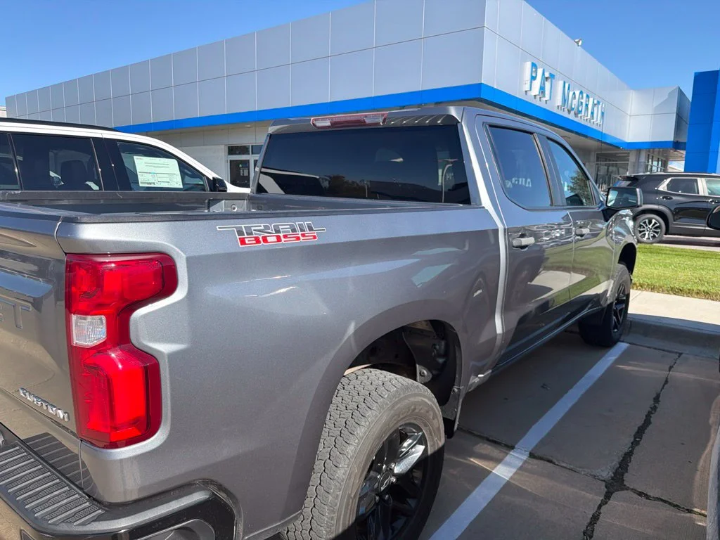 Used 2019 Gray Chevrolet Custom Trail Boss image 4