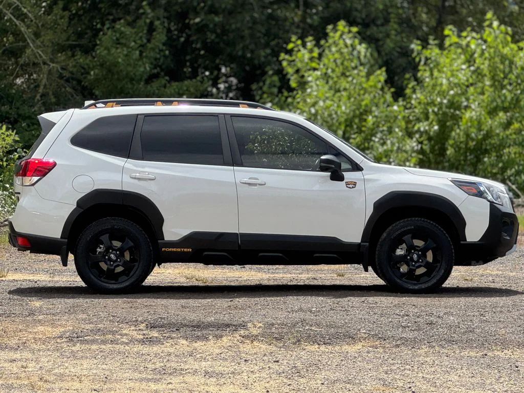 Used 2023 Crystal White Pearl Subaru Wilderness image 8
