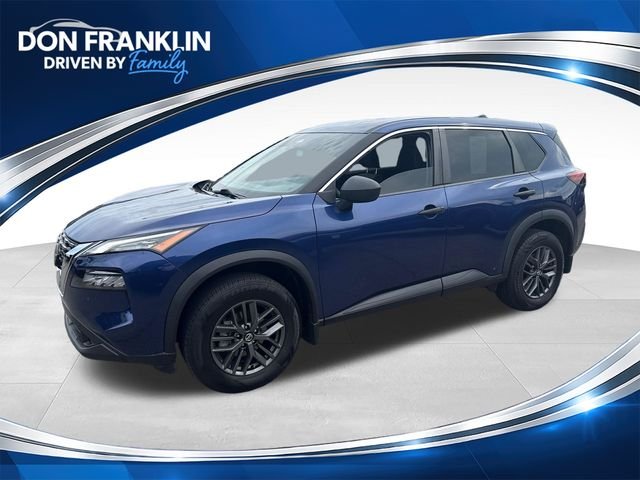 Used 2021 Blue Nissan S image 1