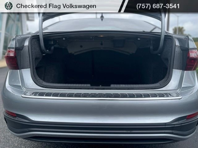 Used 2023 Pyrite Silver Metallic Volkswagen 1.5T SE image 34
