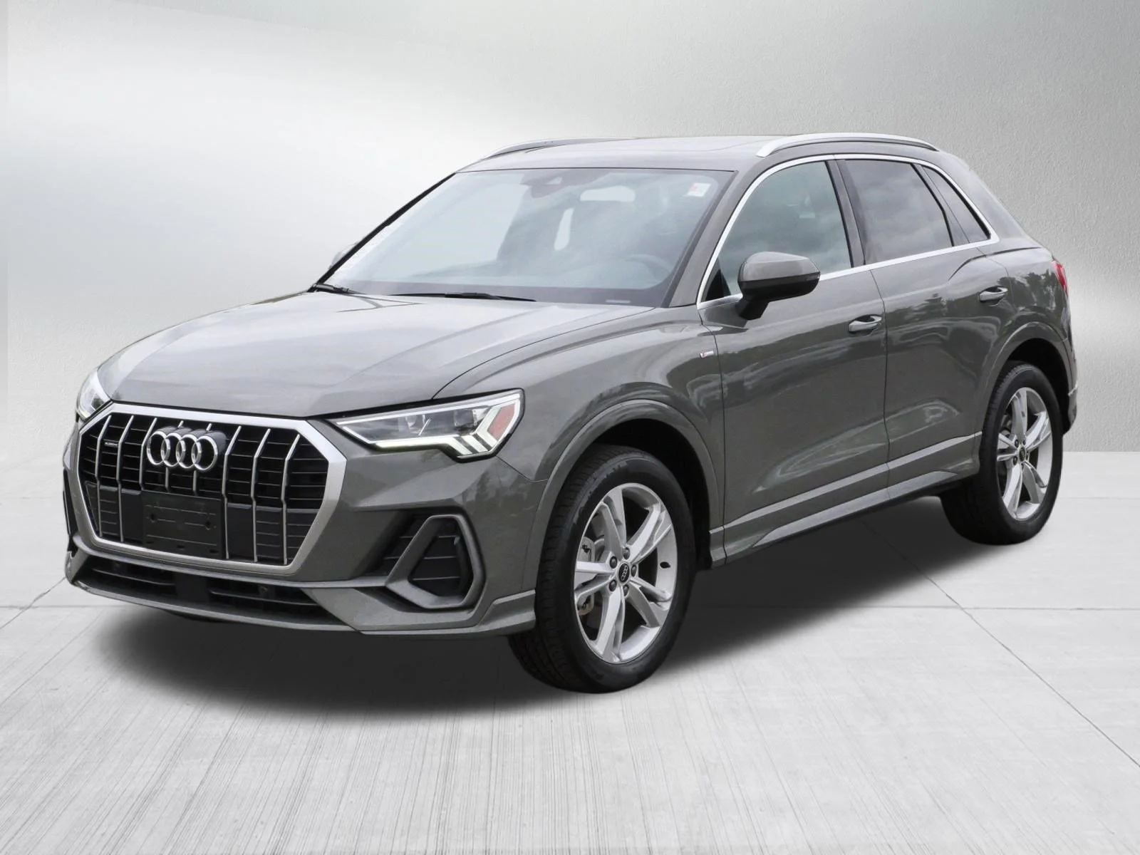 Used 2023 Chronos Gray Metallic Audi S line Premium image 3