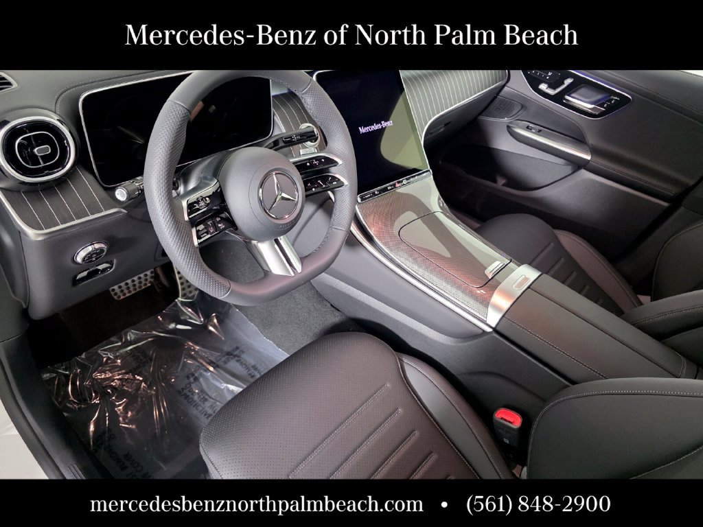 New 2026 Polar White Mercedes-Benz GLC 300 image 35