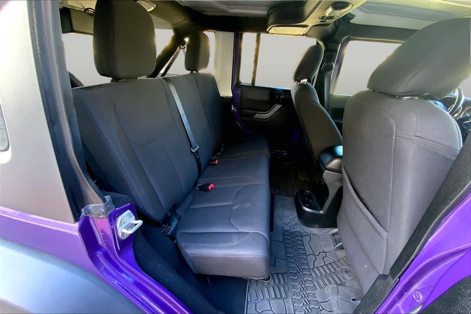 Used 2018 Xtreme Purple Pearlcoat Jeep Sport S image 20