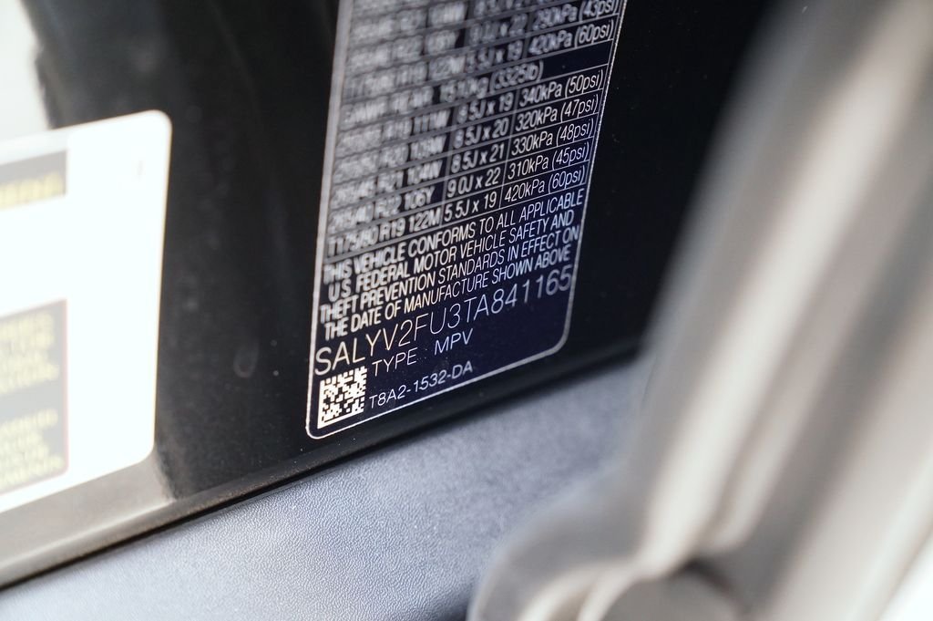 New 2026 Santorini Black Land Rover Belgravia Edition image 35