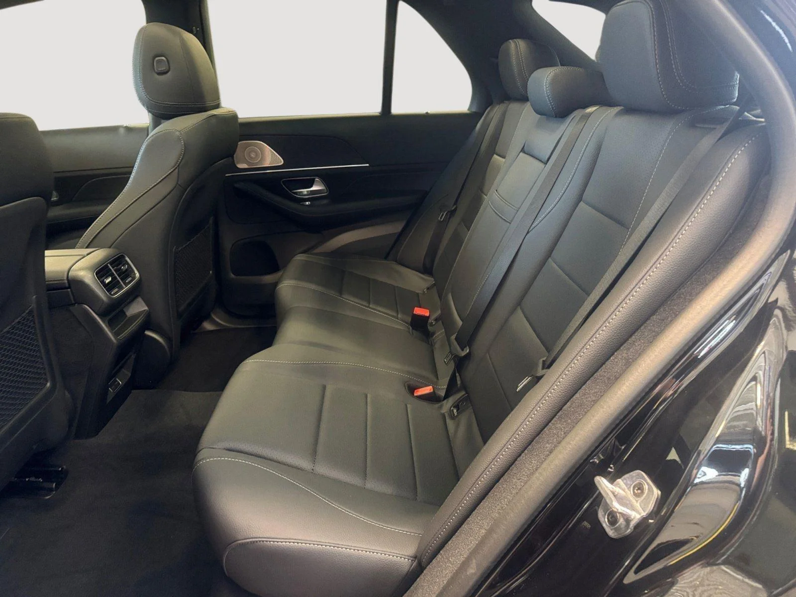 New 2026 Obsidian Black Metallic Mercedes-Benz GLE 350 image 26