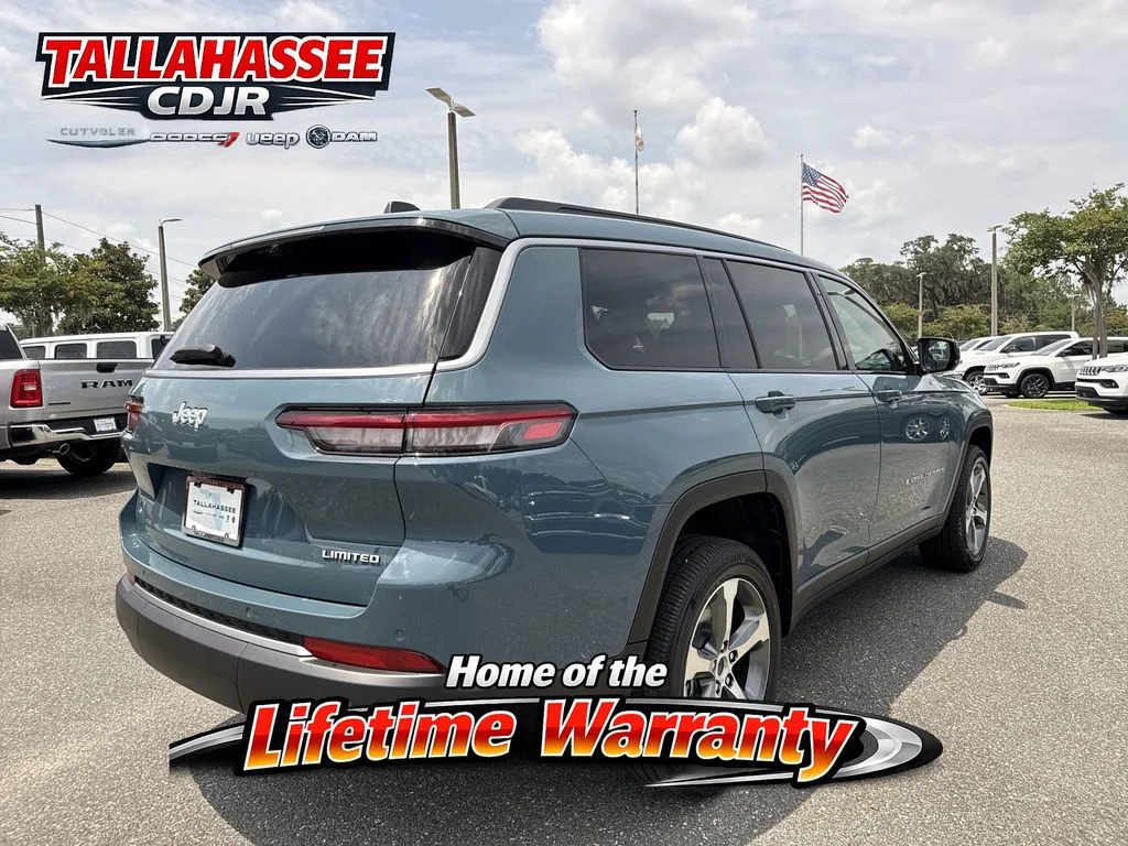 New 2026 Steel Blue Exterior Paint Jeep Limited image 3