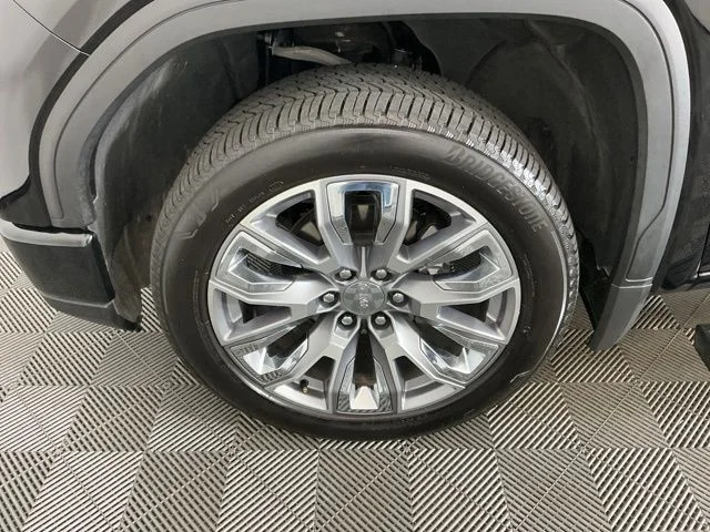 Used 2025 Black GMC Denali image 33