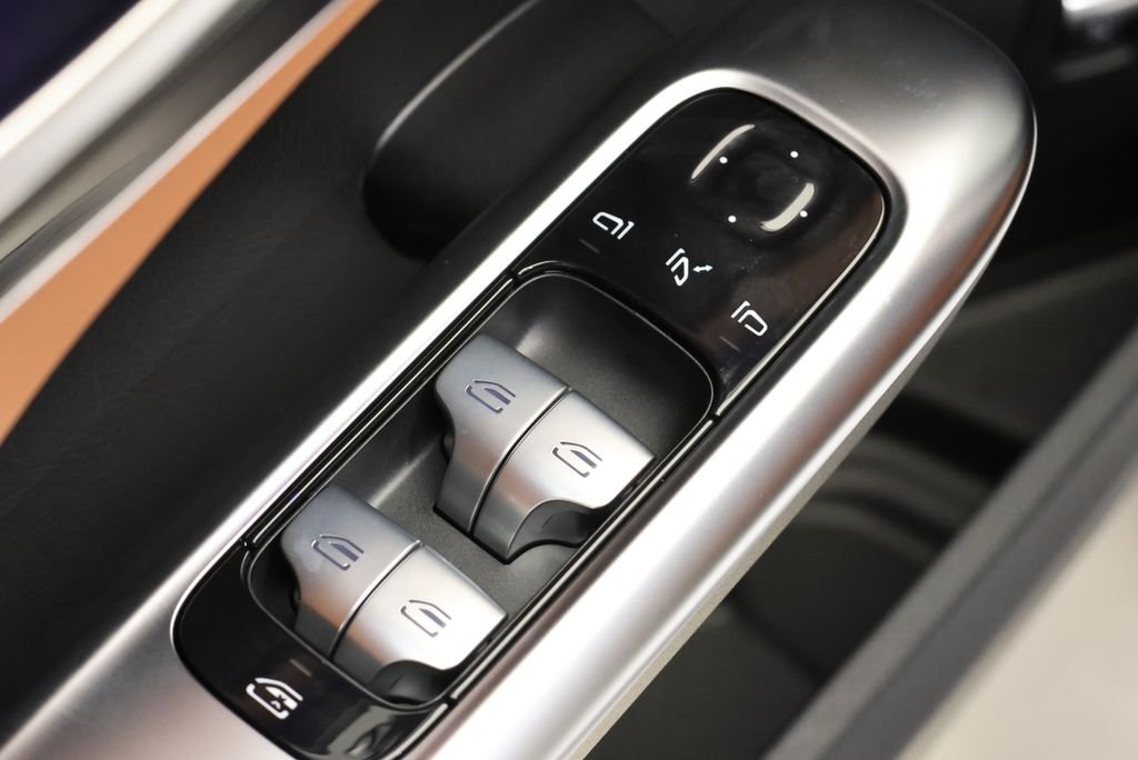 New 2026 Polar White Mercedes-Benz C 300 image 33