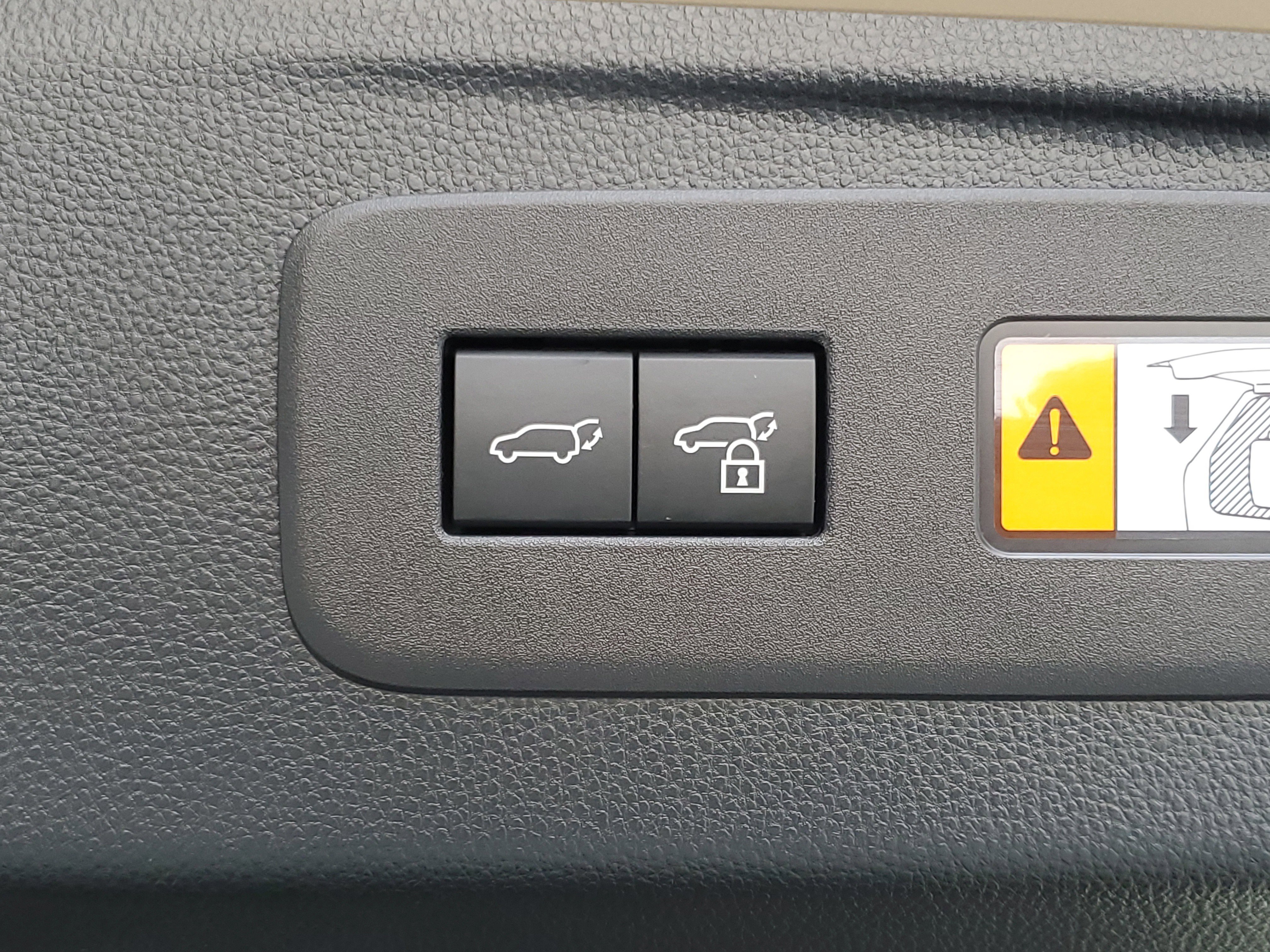 Used 2025 Earth/Black Roof Lexus 550 Overtrail+ image 11