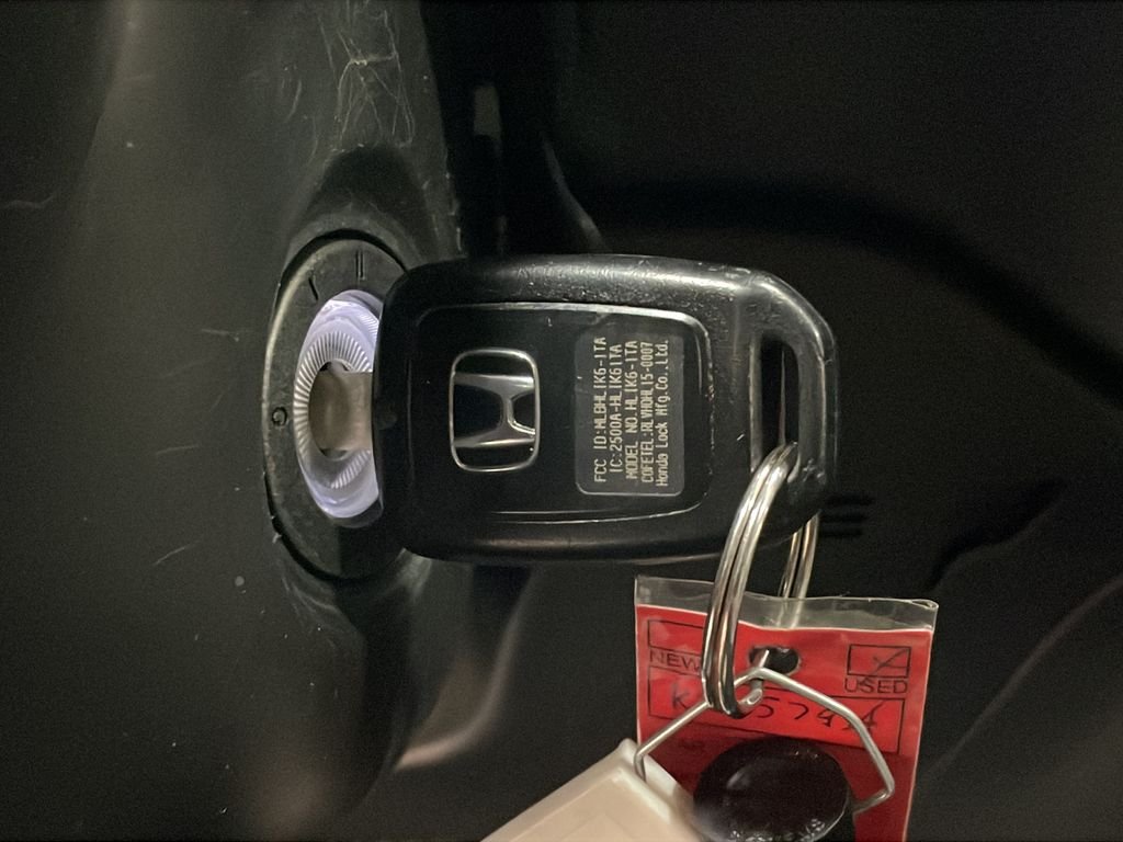 Used 2020 White Honda LX image 13