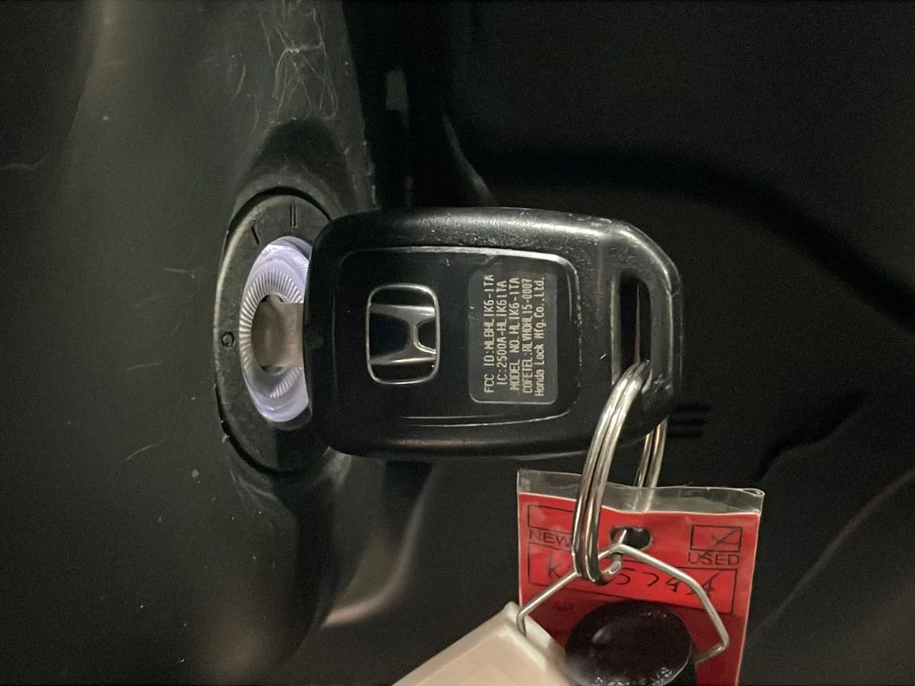 Used 2020 White Honda LX image 13