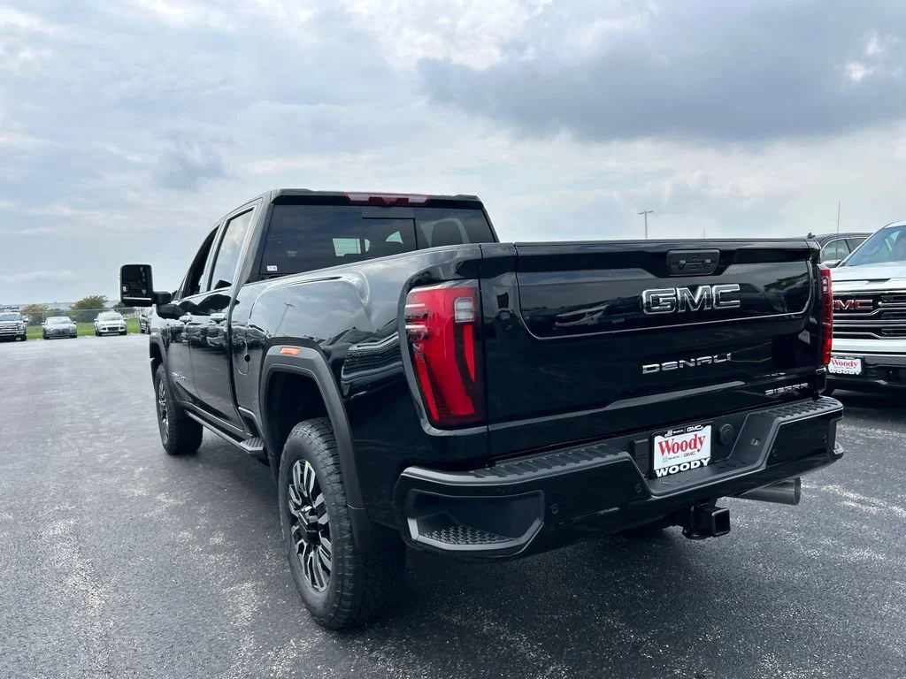 2026 GMC Sierra 2500HD Denali Ultimate - Photo 9