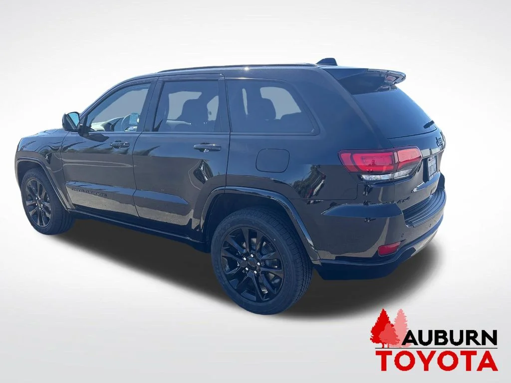 Used 2021 Black Jeep Laredo X image 7