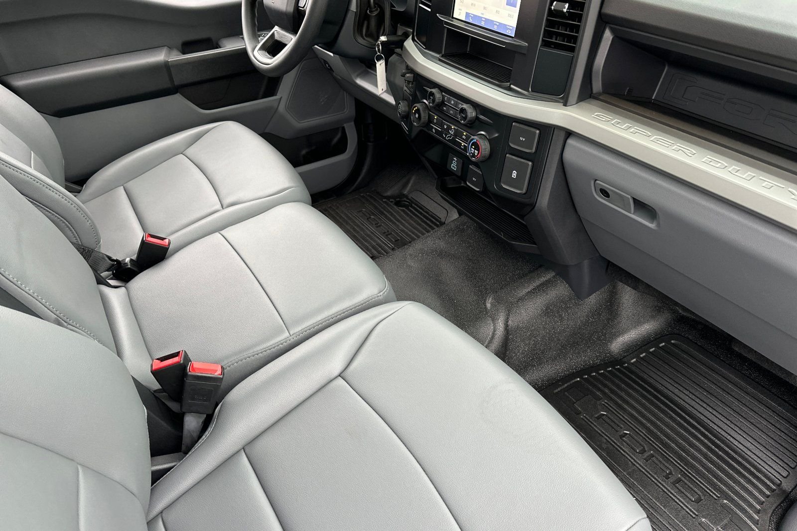 New 2024 White Ford XL image 14