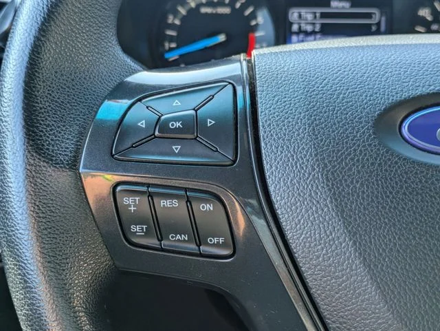 Used 2017 Red Ford XLT image 14