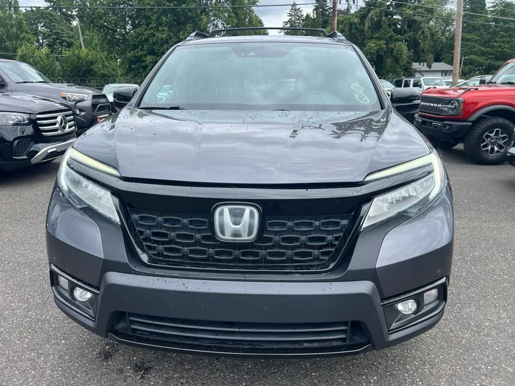 Used 2019 Gray Honda Elite image 3