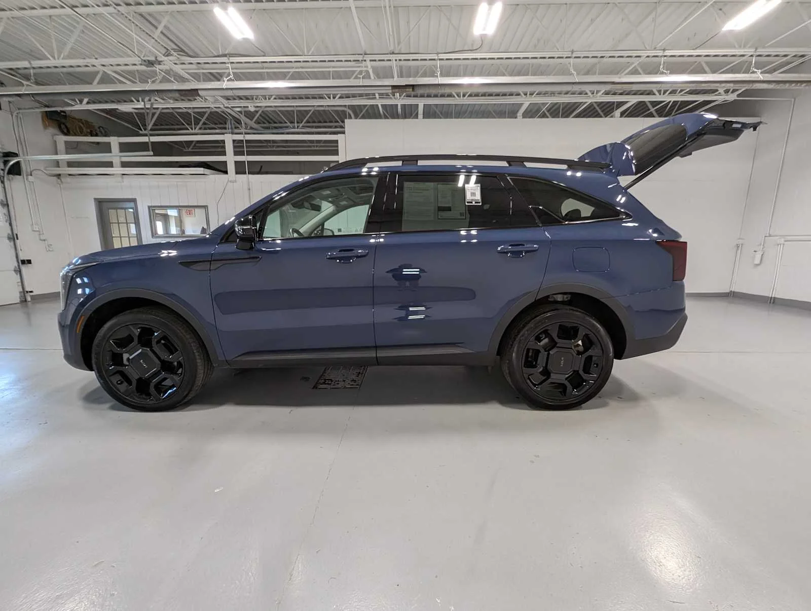 Certified Used 2025 Midnight Lake Blue Kia X-Line EX image 12