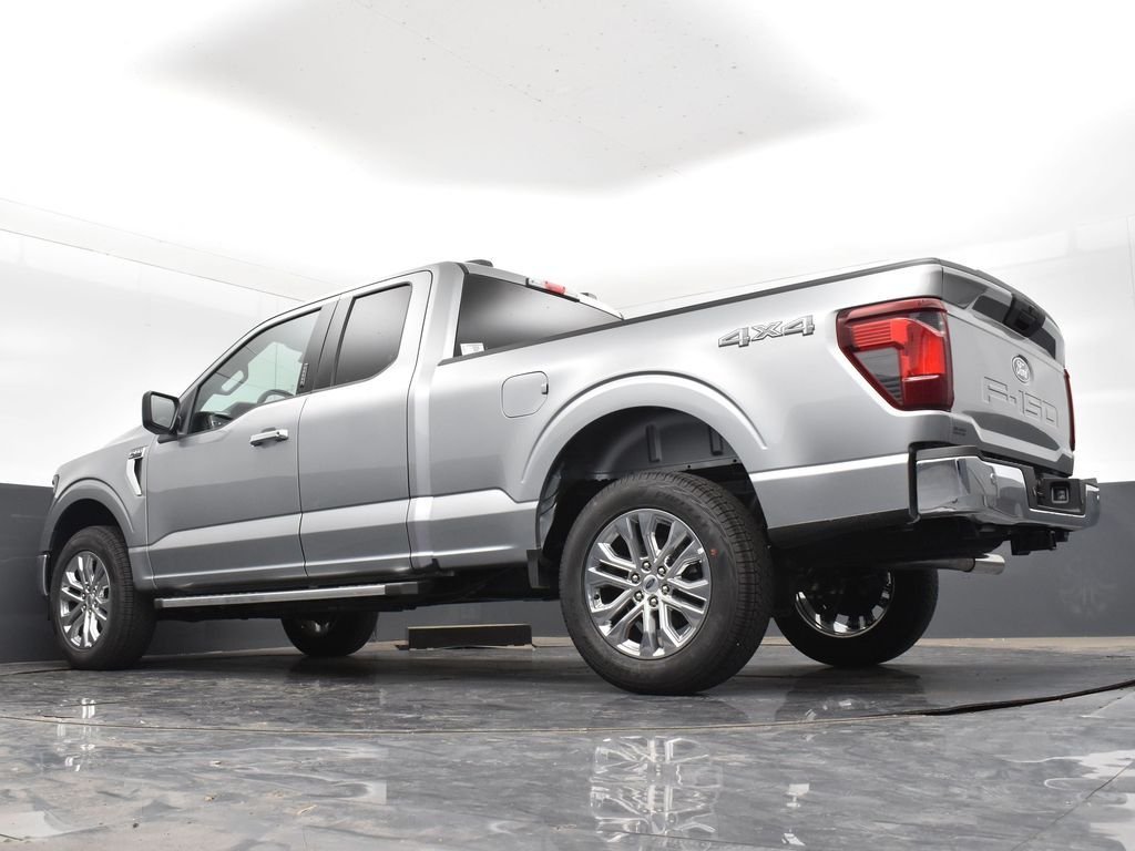 New 2026 Iconic Silver Metallic Ford XLT image 25