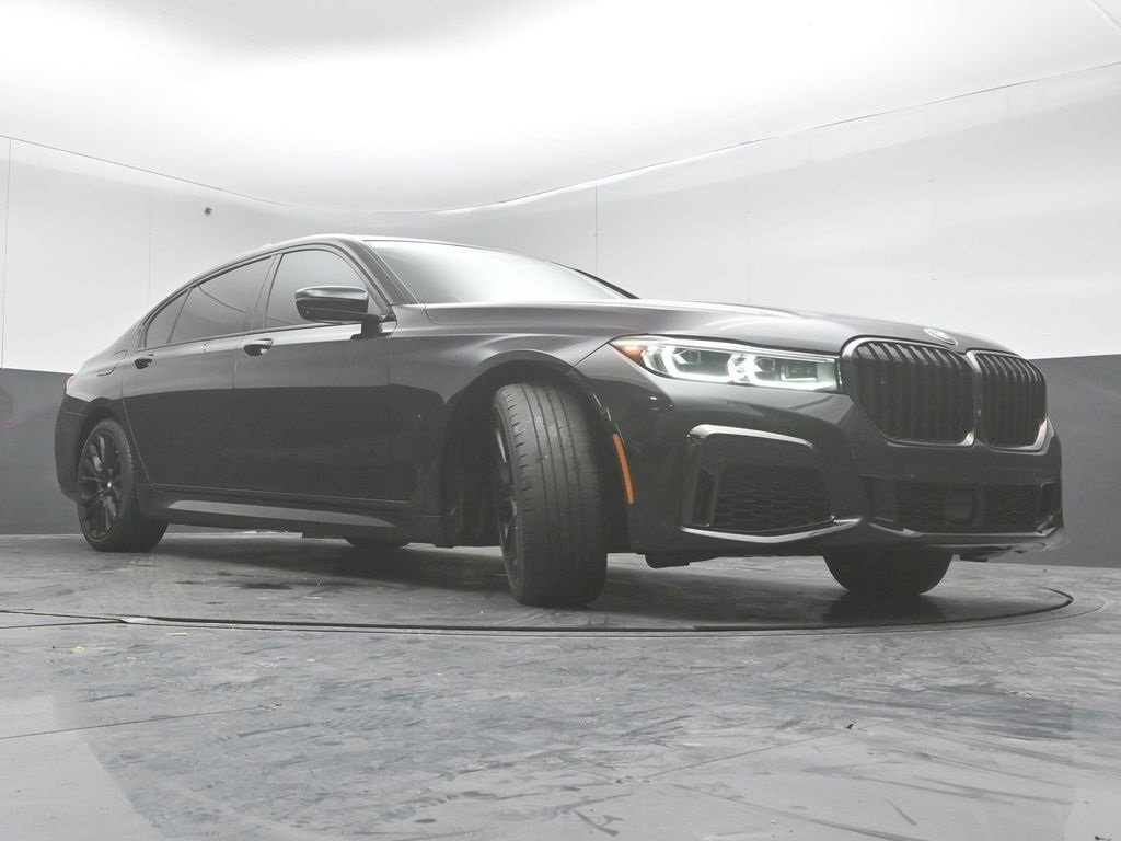 2022 BMW 750LI - Image 36