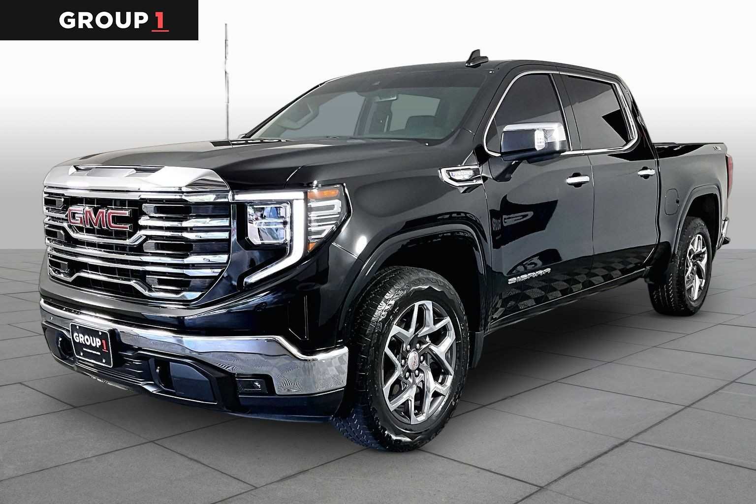 2023 GMC Sierra 4WD Crew Cab Short Box SLT's photo