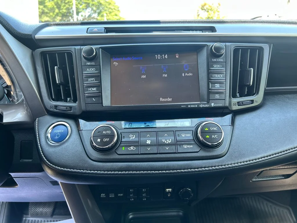 Certified Used 2018 Black Toyota XLE image 18