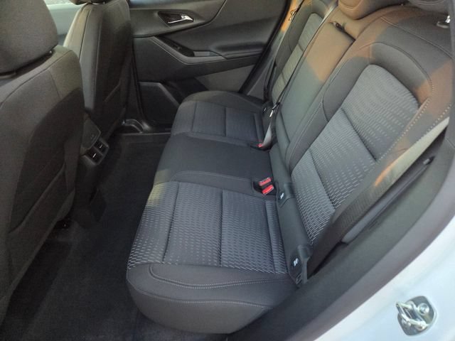2027 Chevrolet Equinox LT - Photo 7