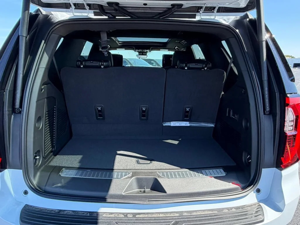 2026 GMC Yukon Denali - Photo 13