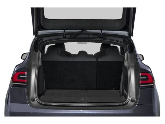 Used 2025  Tesla Base image 10