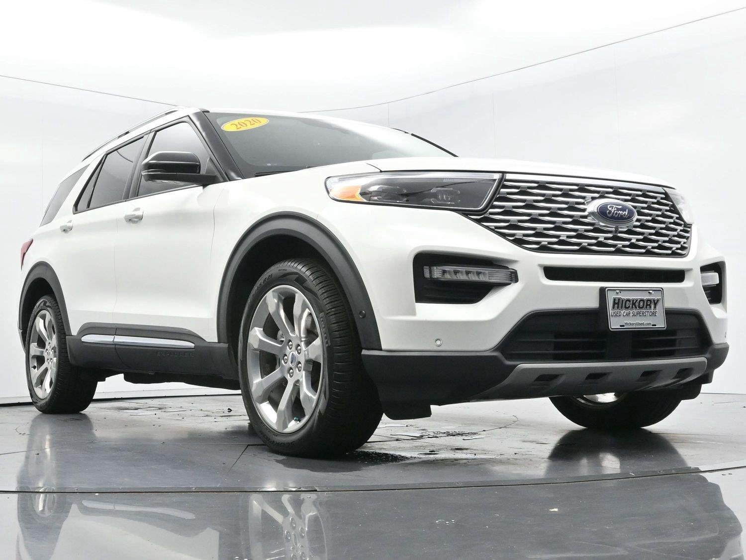 Used 2020 Star White Metallic Tri-Coat Ford Platinum image 51