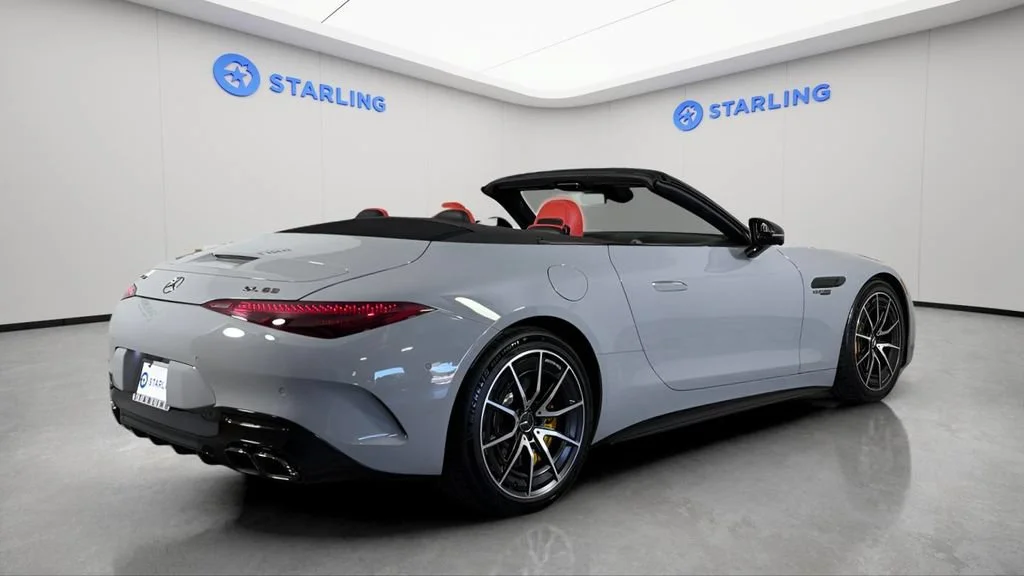 Used 2022 Gray Mercedes-Benz 4MATIC® image 13