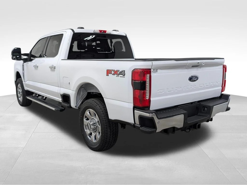 New 2026 Oxford White Ford F-250® Lariat® image 30