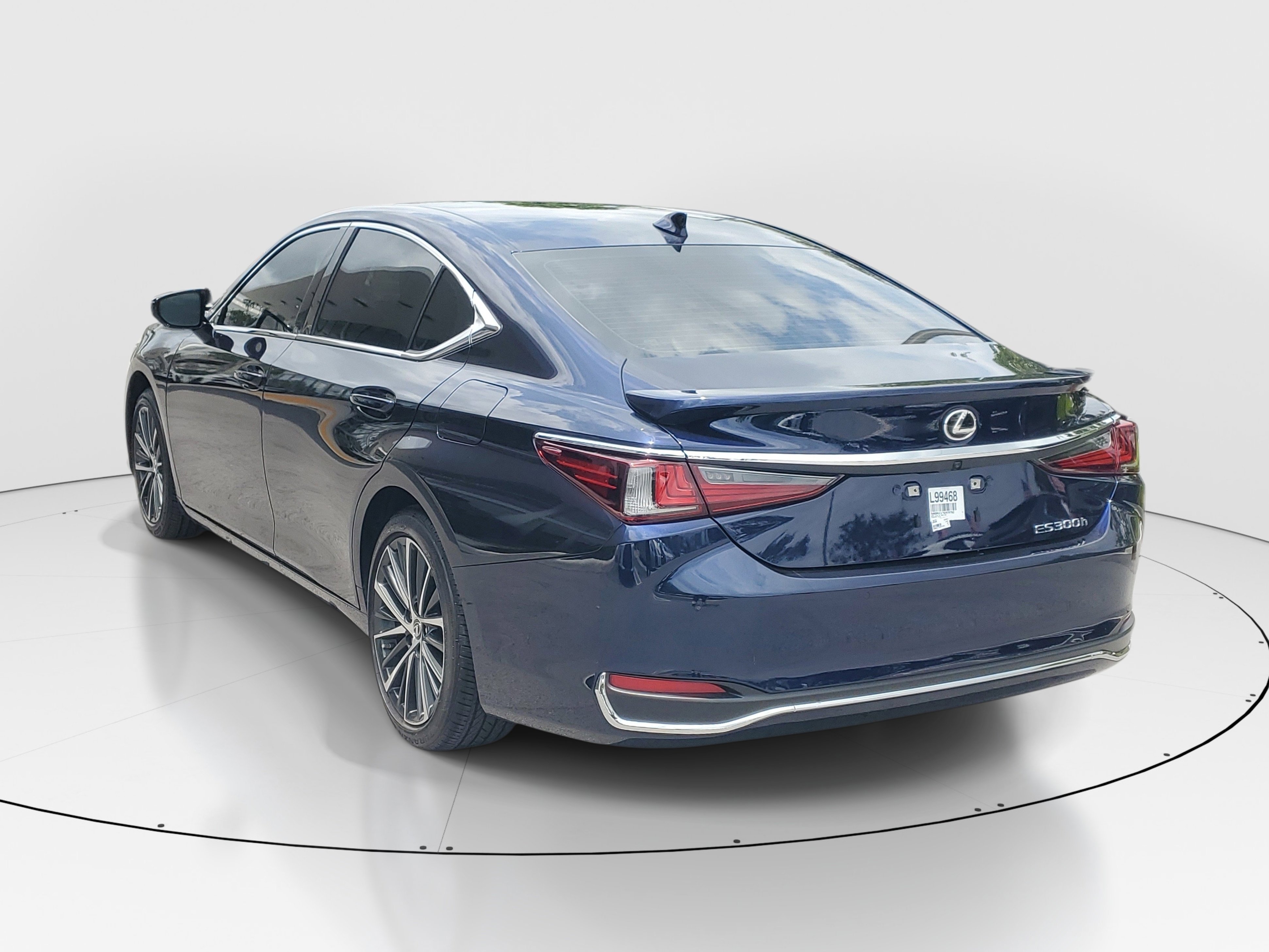 Certified Used 2025 NIGHTFALL MICA Lexus ES 300h image 5