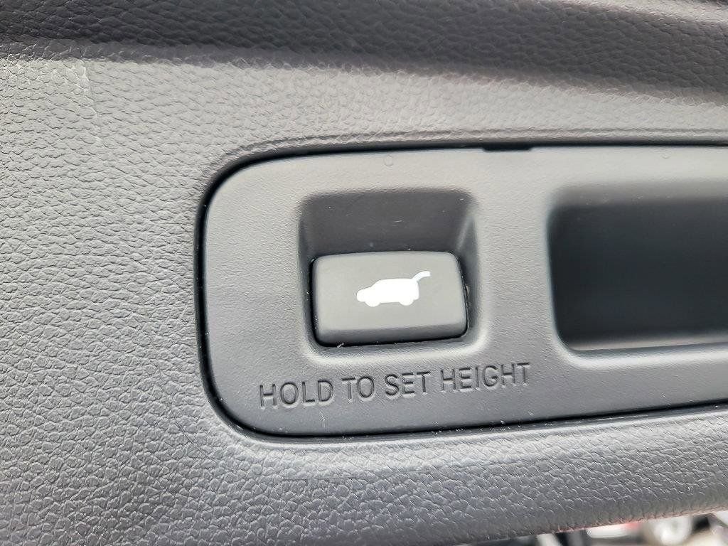 Used 2025 Gray Honda EX-L image 28