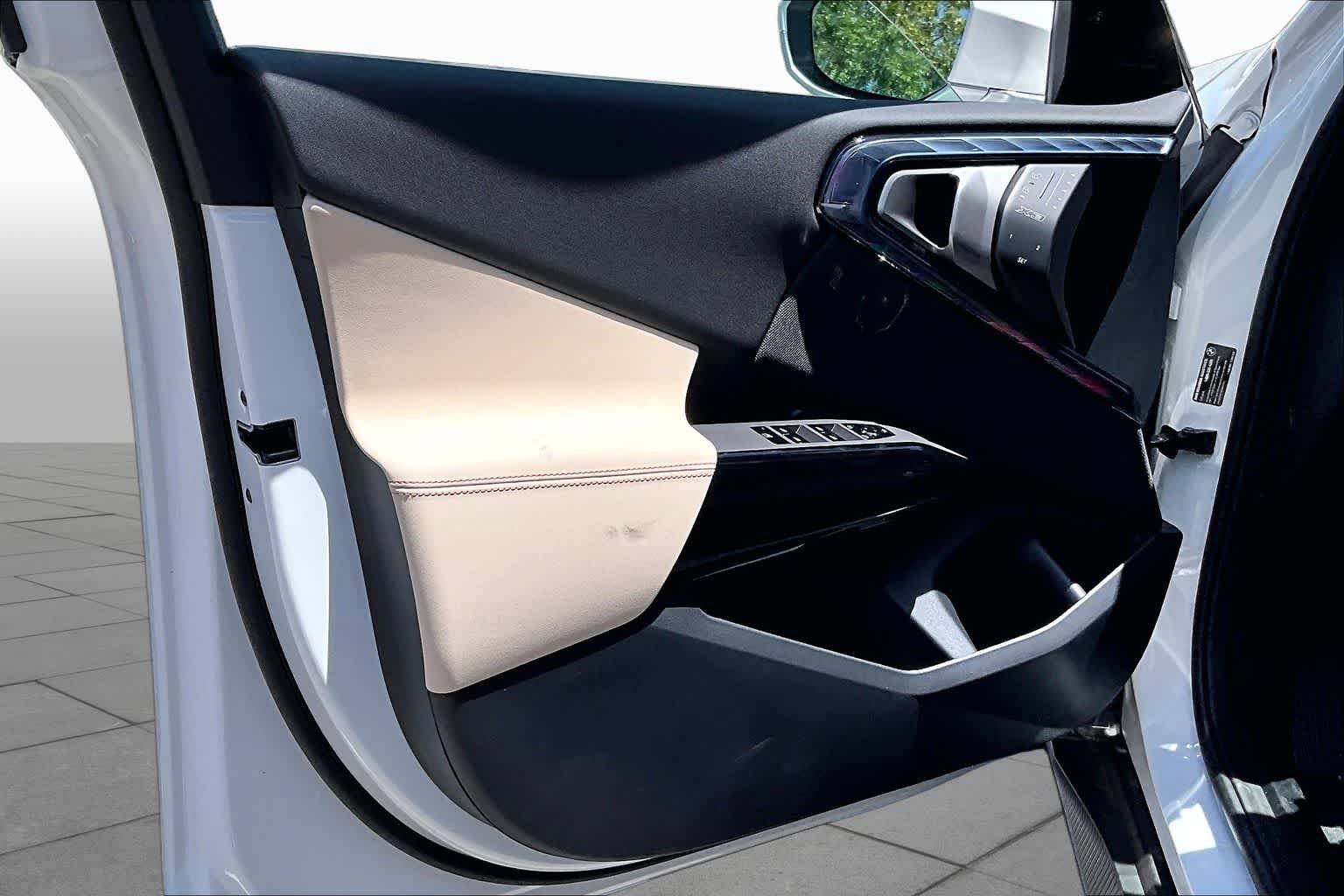 New 2026 Alpine White BMW 30 xDrive image 10