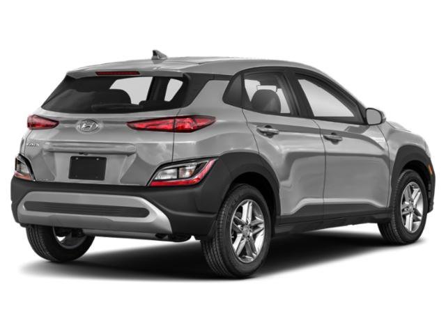 Certified Used 2022 Cyber Silver Hyundai SE image 2
