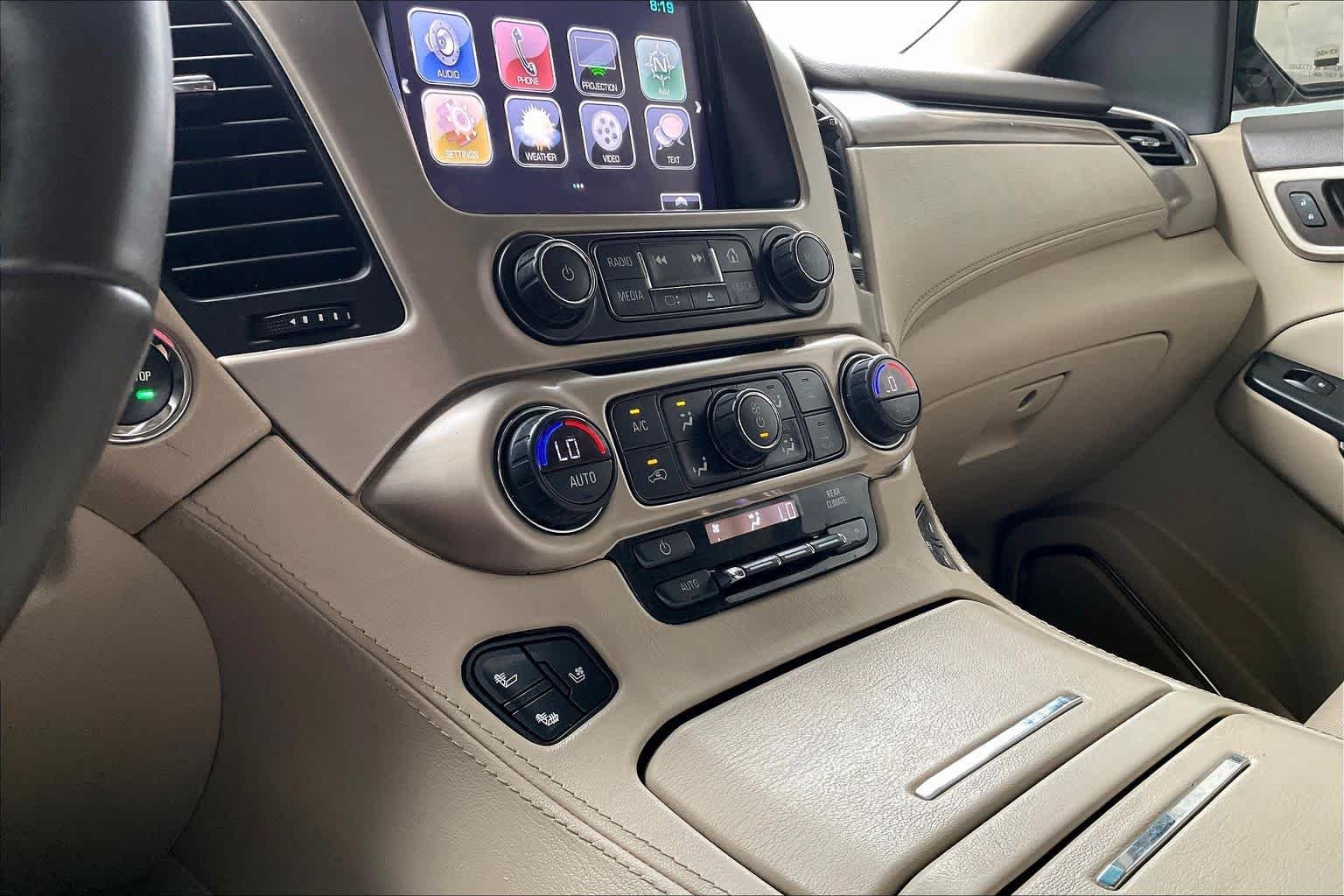 Used 2018 WHITE FROST TRICOAT GMC Denali image 33