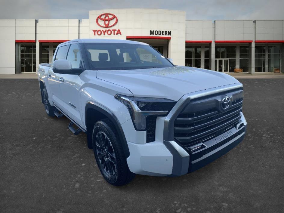 Used 2025 Ice Toyota Limited image 3