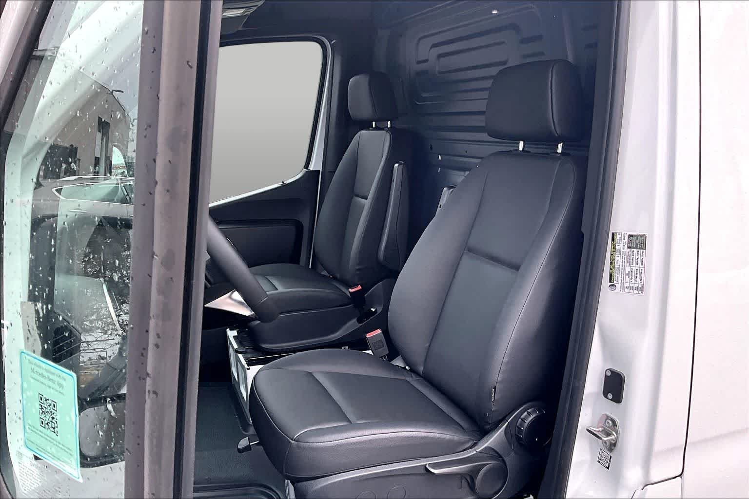 2025 Mercedes-Benz Sprinter Cargo Van Base - Photo 14