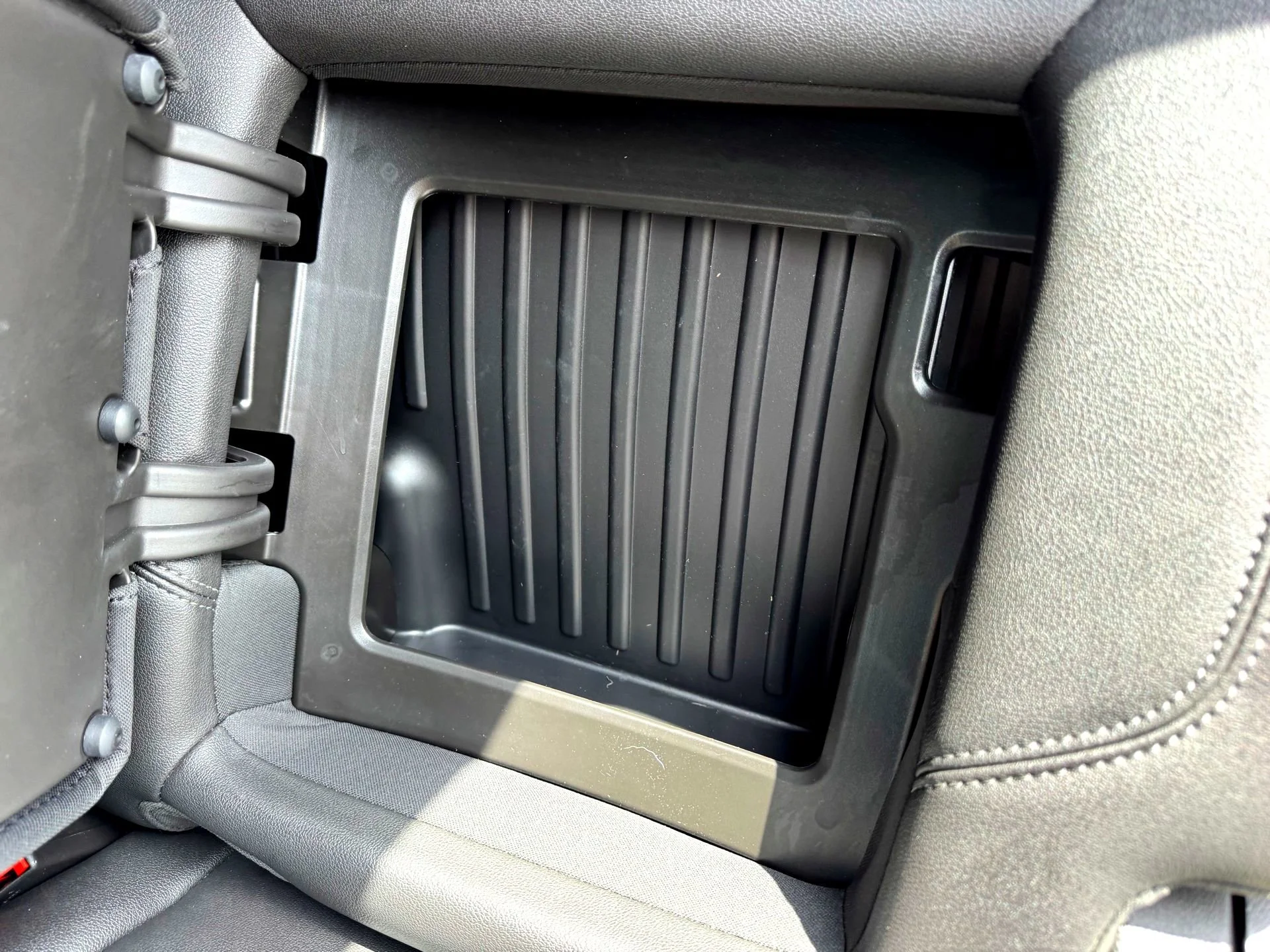 Used 2024 Iridescent Pearl Tricoat Chevrolet LT image 17