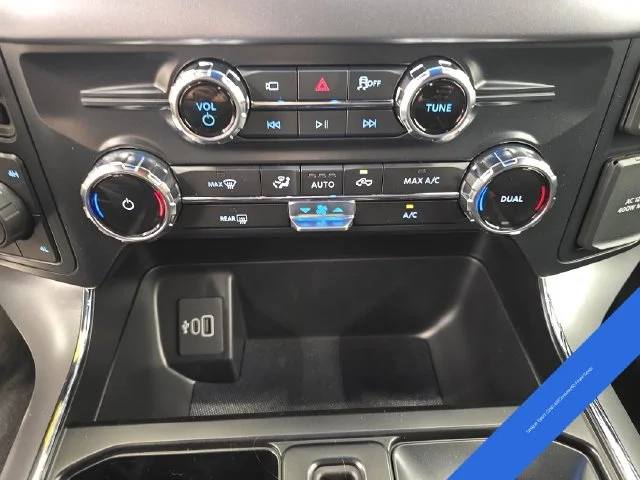 New 2026 Carbonized Gray Metallic Ford XLT image 30