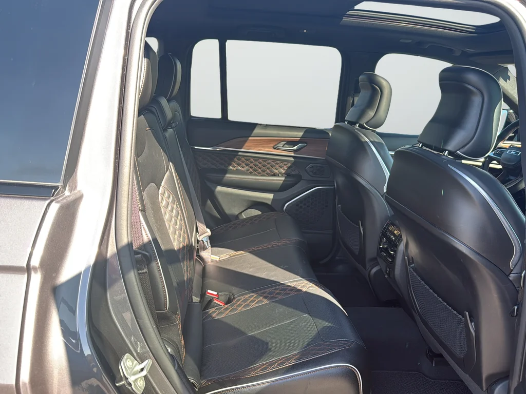 Certified Used 2023 Gray Jeep Summit image 14