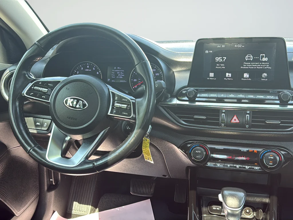 Used 2019 Blue Kia S image 12
