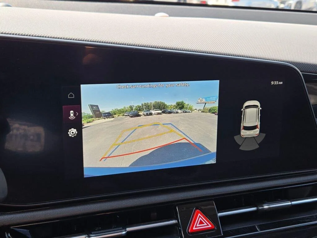Used 2023 Mineral Blue Kia Wind image 26