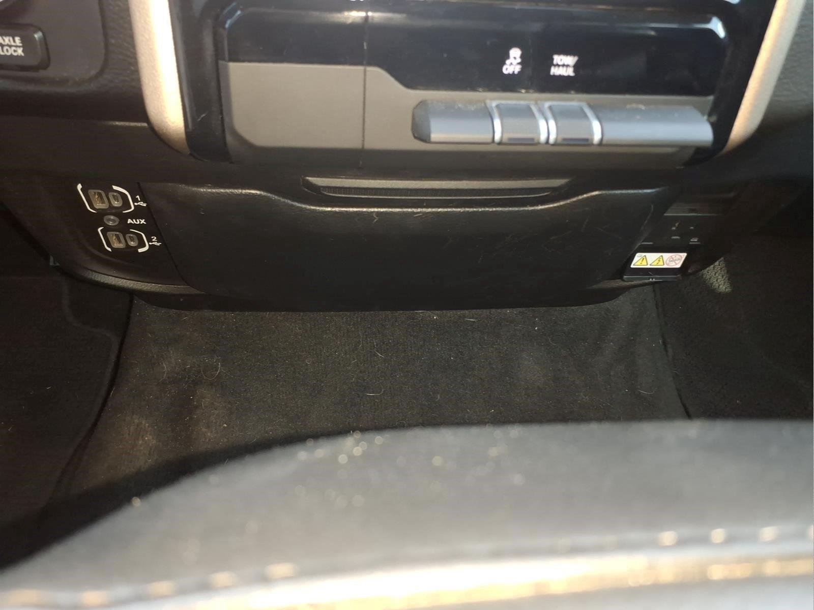 Used 2021 Granite Crystal Metallic Clearcoat Ram Laramie image 25