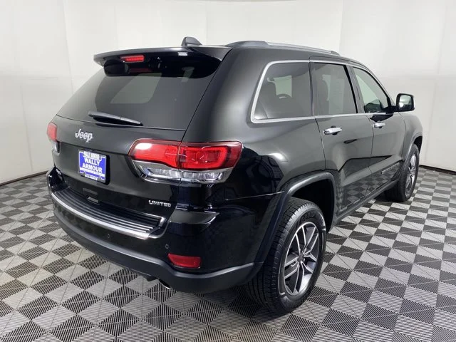Used 2022 Black Jeep Limited image 9