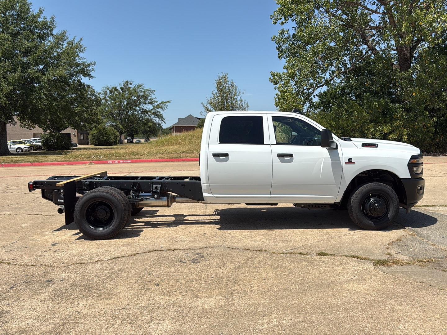 New 2027 Bright White Clearcoat RAM Tradesman image 8