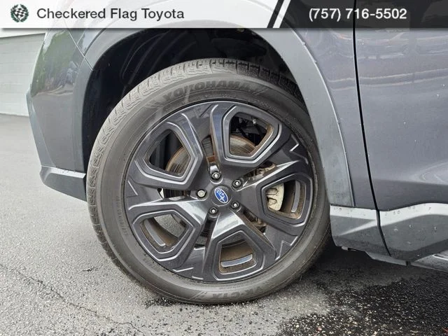Used 2023 Magnetite Gray Metallic Subaru Onyx Edition image 13