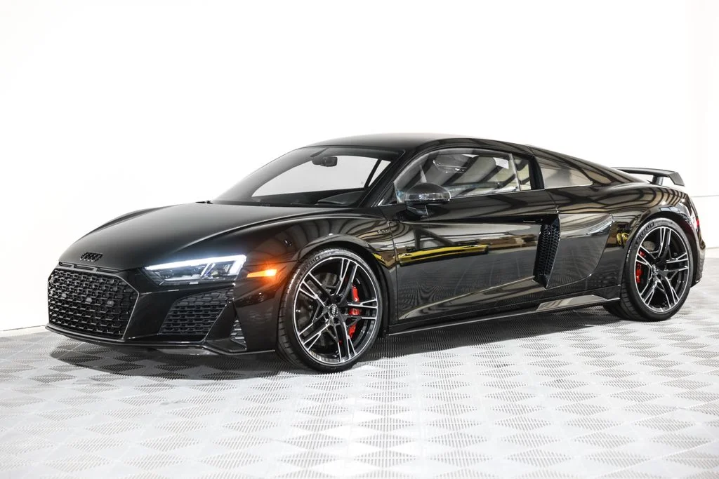 Used 2020 Black Audi V10 performance image 20
