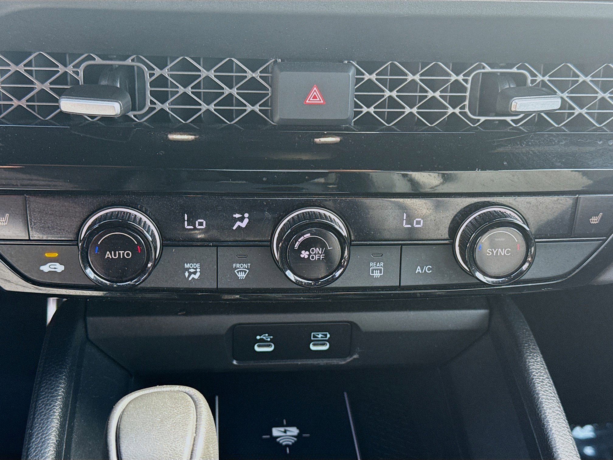 2025 Honda Accord Hybrid Sport-L - Photo 14